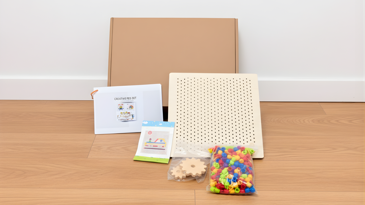 Wooden Pegboard for Kids – Creative Peg Set with Gears | Fine Motor Skills Toy (Age 4-5)